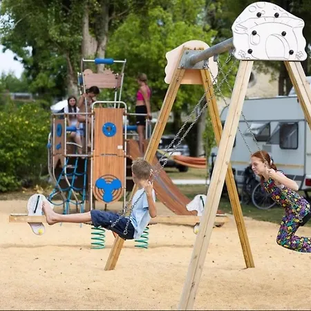 3 Etoiles - Piscine - Ccbb0if