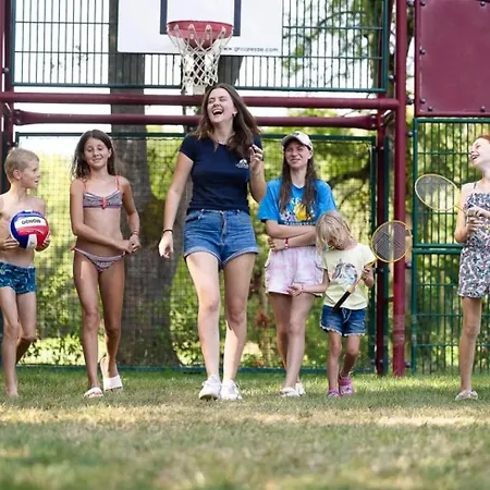 3 Etoiles - Piscine - Ccbb0if