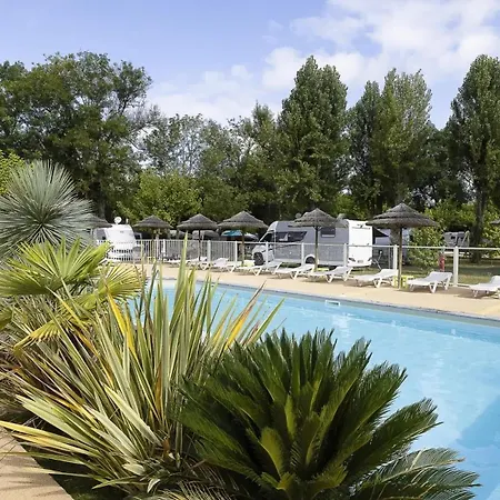 3 Etoiles - Piscine - Ccbb0if Camping