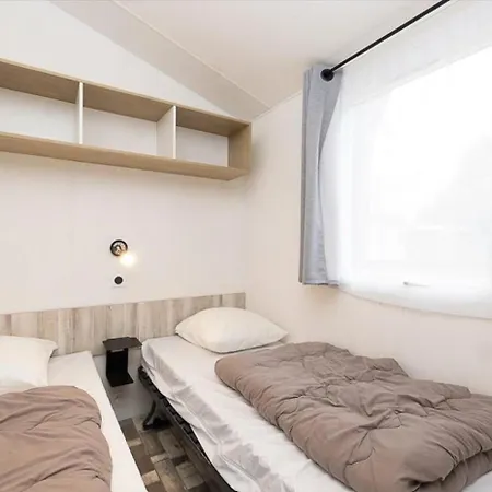 3 Etoiles - Piscine - Ccbb0if 캠프장