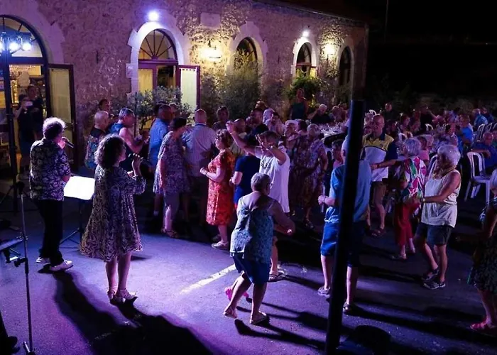 3 Etoiles - Piscine - Ccbb0if Camping