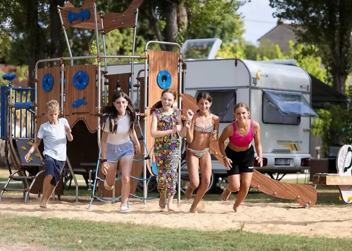 3 Etoiles - Piscine - Ccbb0if Camping